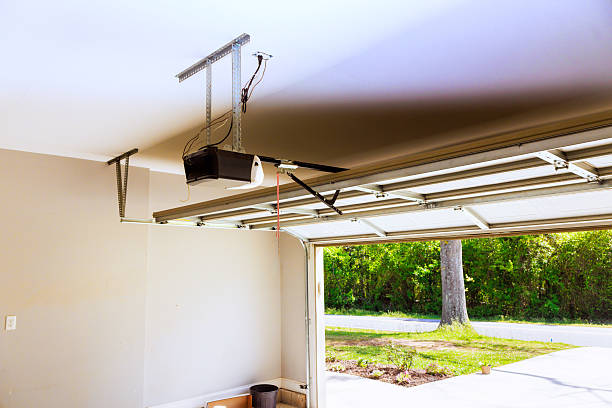 Top rated local Garage Door Panel Replacement specialists in Hope, AR